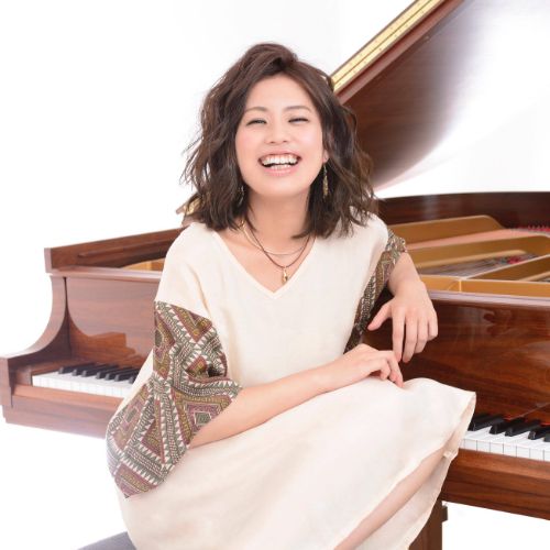 栗林すみれ